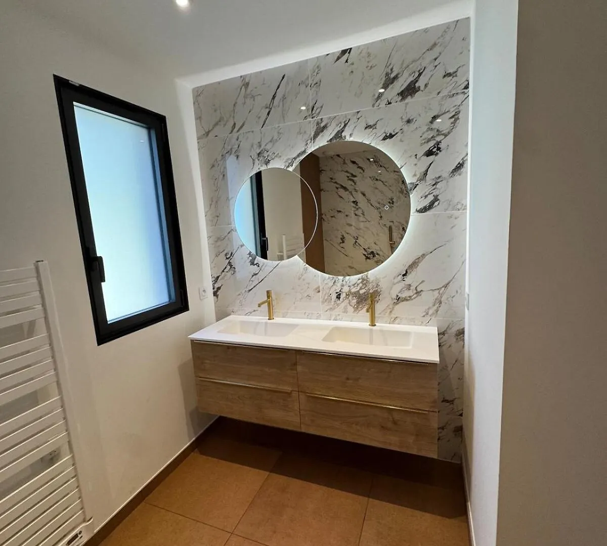 Villa In Roquefort-Les-Pins